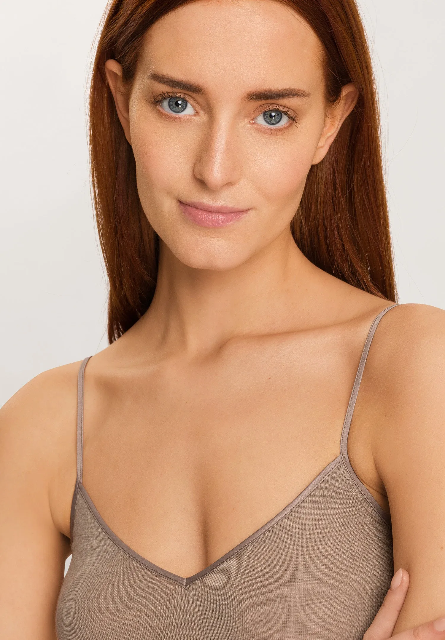 Woolen Silk W Wool and Silk Camisole | Taupe 71415-2847